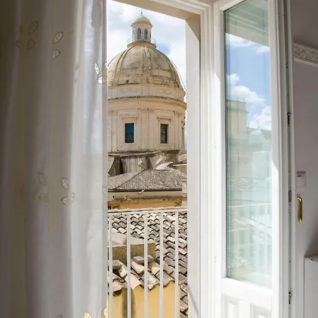 Casa Camelia - Cathedral View Apartment, 90M From Duomo-2